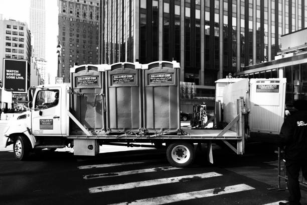 Porta potty rental for festivals in Bernie, MO